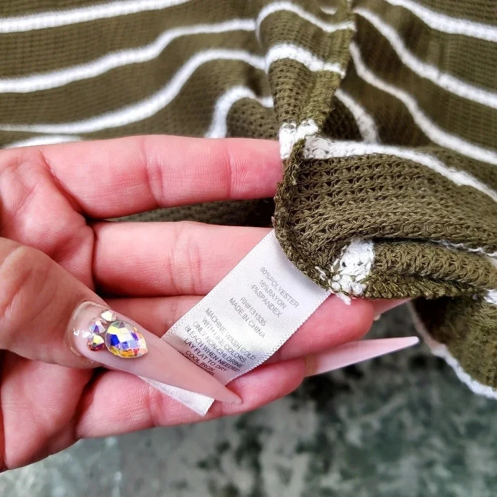 Socialite Striped Knit Button Front Cardigan‎
